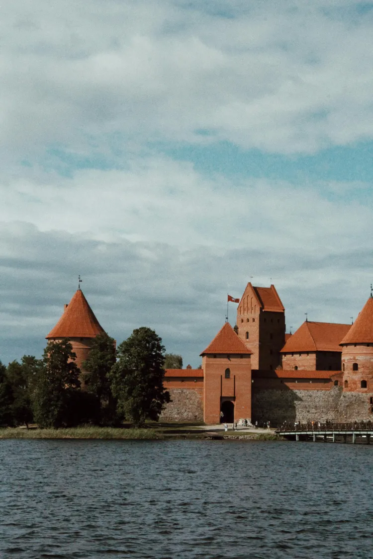 Abiejų Tautų Respublika: LDK santykis su Lenkijos karalyste ir savarankiškumo problema.